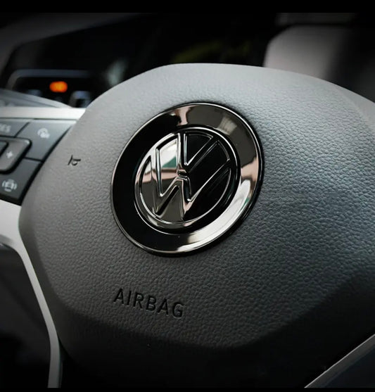 Logo de volant noir Golf 8 (différentes versions) - AUTO SHOP