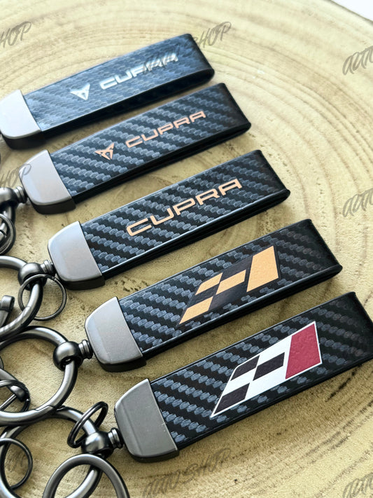 Porte clés Seat / Cupra look carbone (différents modèles)