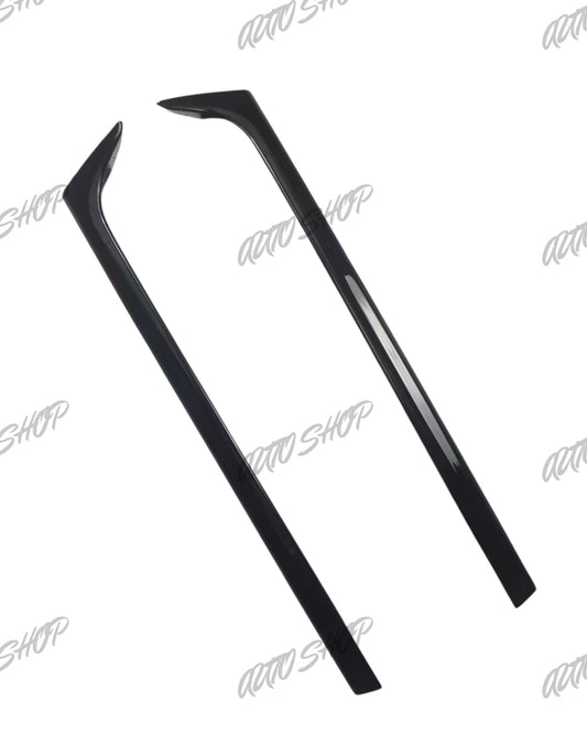 Ajout de montants lunette arrière Polo 5 - AUTO SHOP