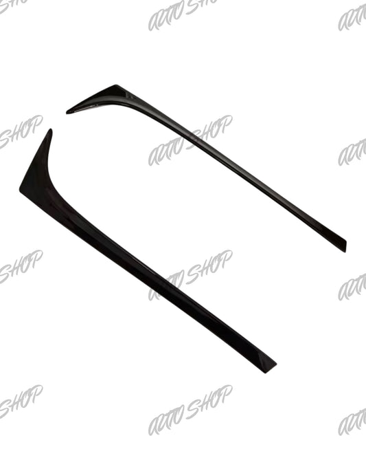 Ajout de montants lunette arrière Golf 7 - AUTO SHOP