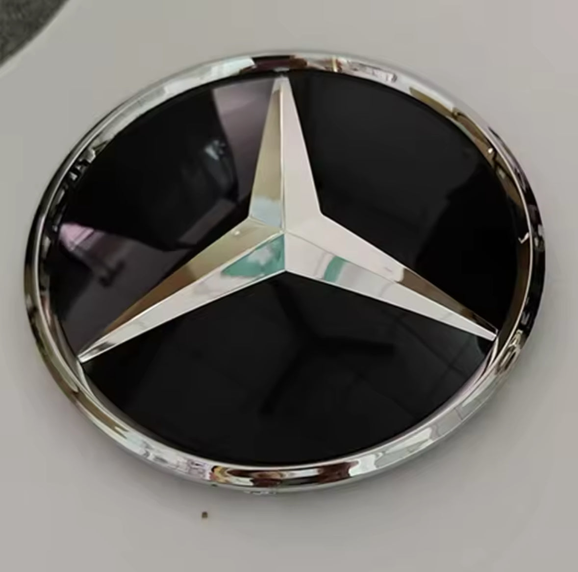 Logo calandre avant Mercedes (différents modèles) - AUTO SHOP