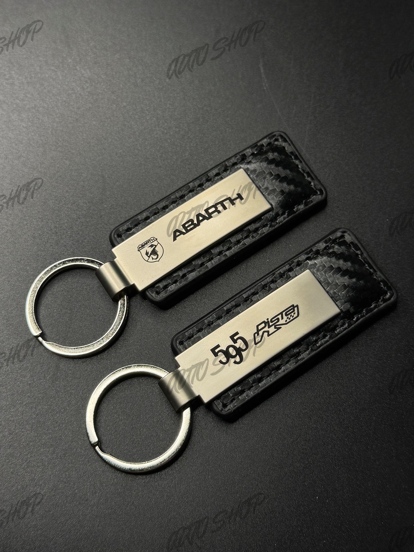 Porte clés Abarth Look Carbone Gravé (différents modèles) - AUTO SHOP