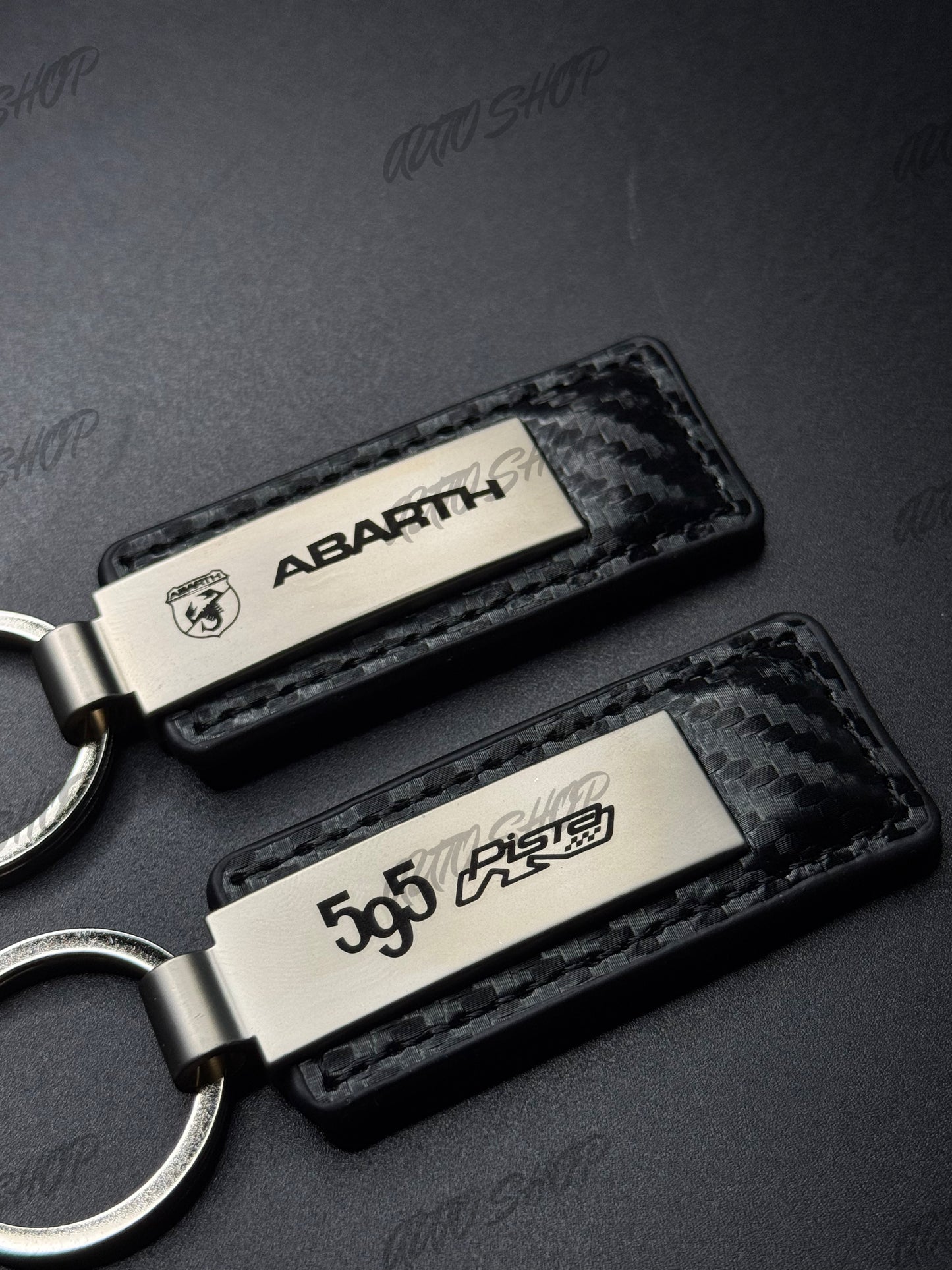 Porte clés Abarth Look Carbone Gravé (différents modèles) - AUTO SHOP