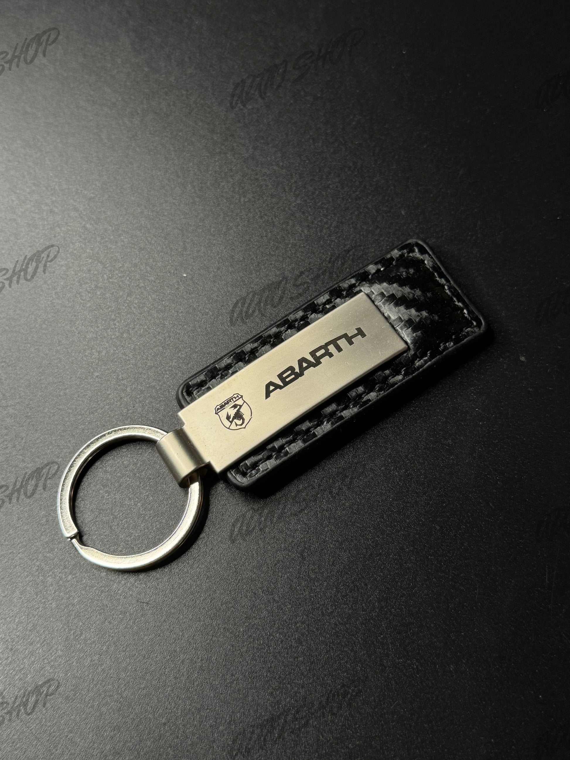 Porte clés Abarth Look Carbone Gravé (différents modèles) - AUTO SHOP