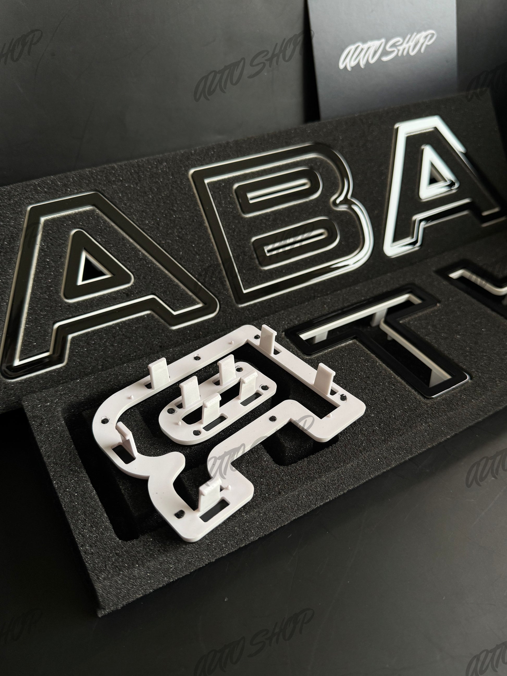 Kit lettrage calandre avant Abarth - AUTO SHOP