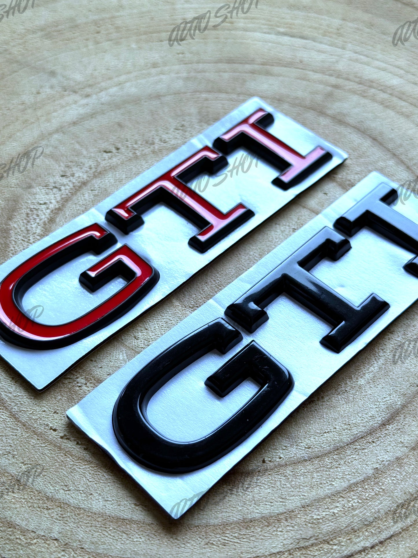 Badge coffre et calandre Volkswagen GTI (nouveau logo)