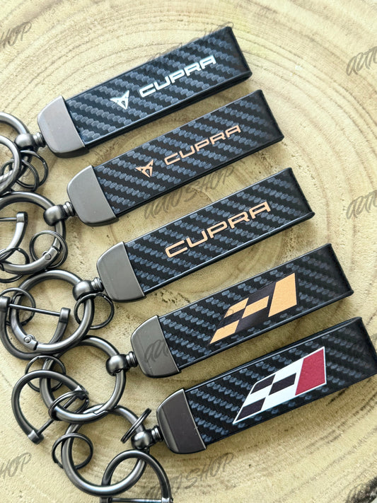 Porte clés Seat / Cupra look carbone (différents modèles)