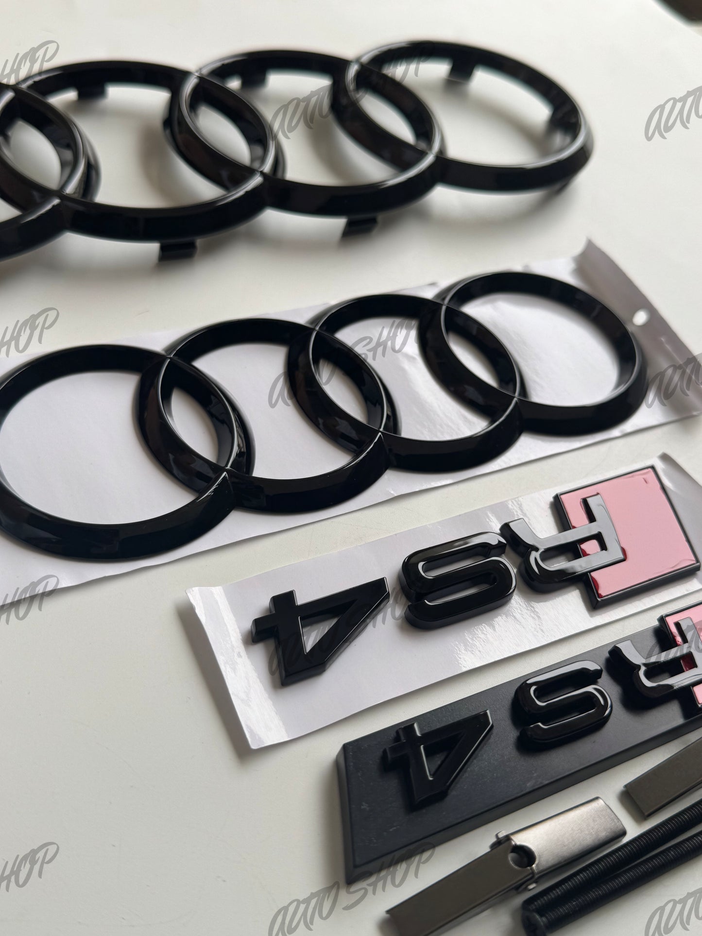 Pack Complet Logos Audi RS4 Noir Brillant
