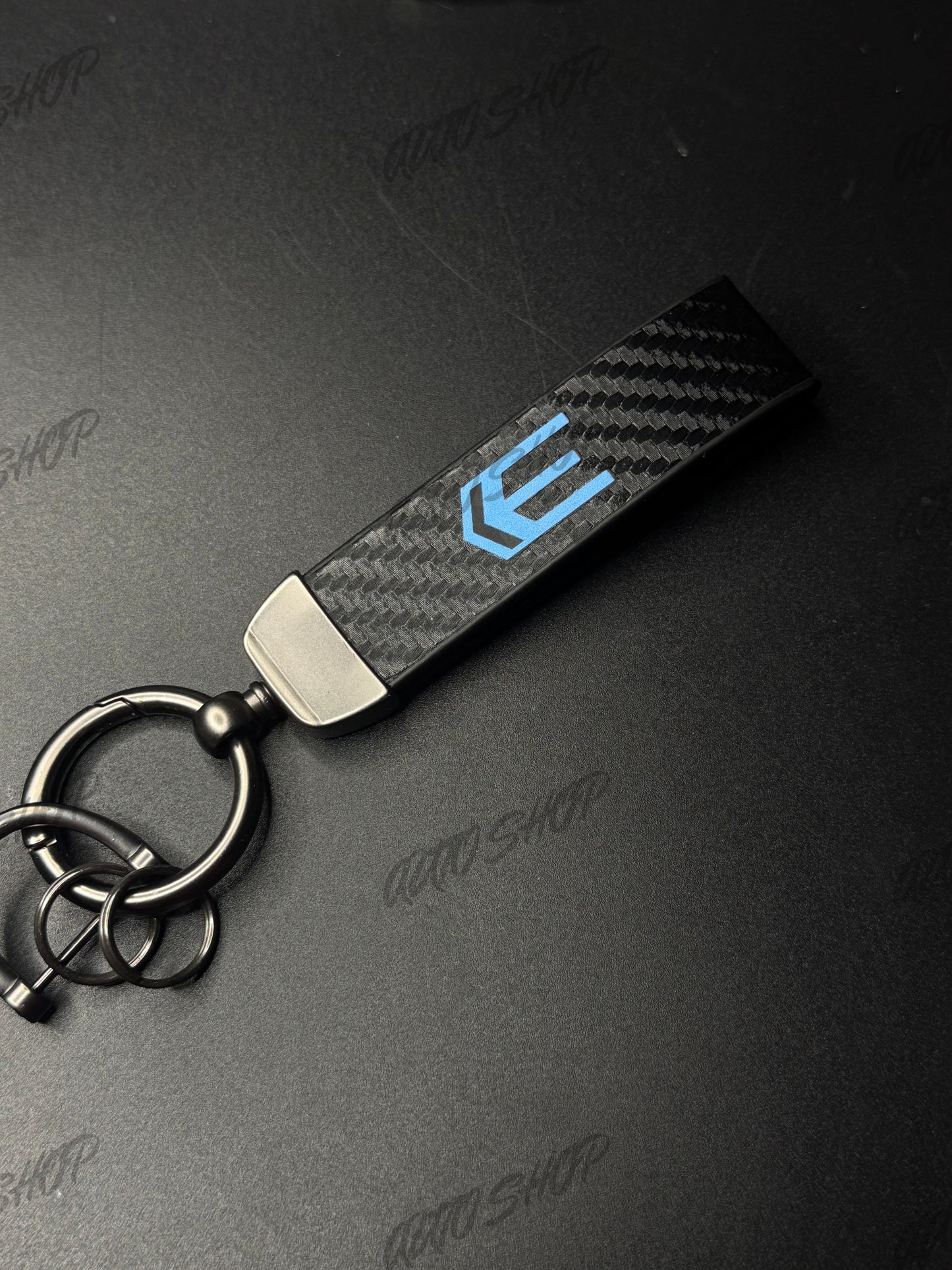 Porte clés Renault E-Tech Hybride / Austral Look Carbone - AUTO SHOP