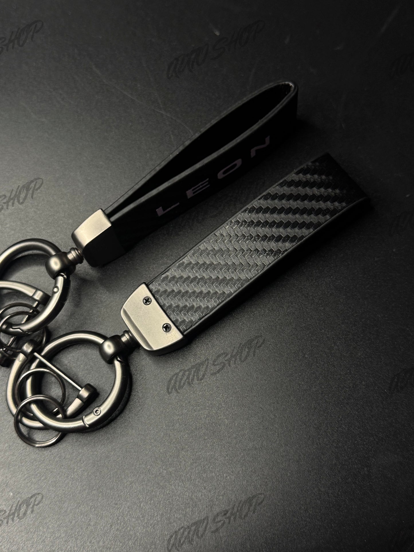 Porte clés Seat/Cupra Leon Look Carbone - AUTO SHOP