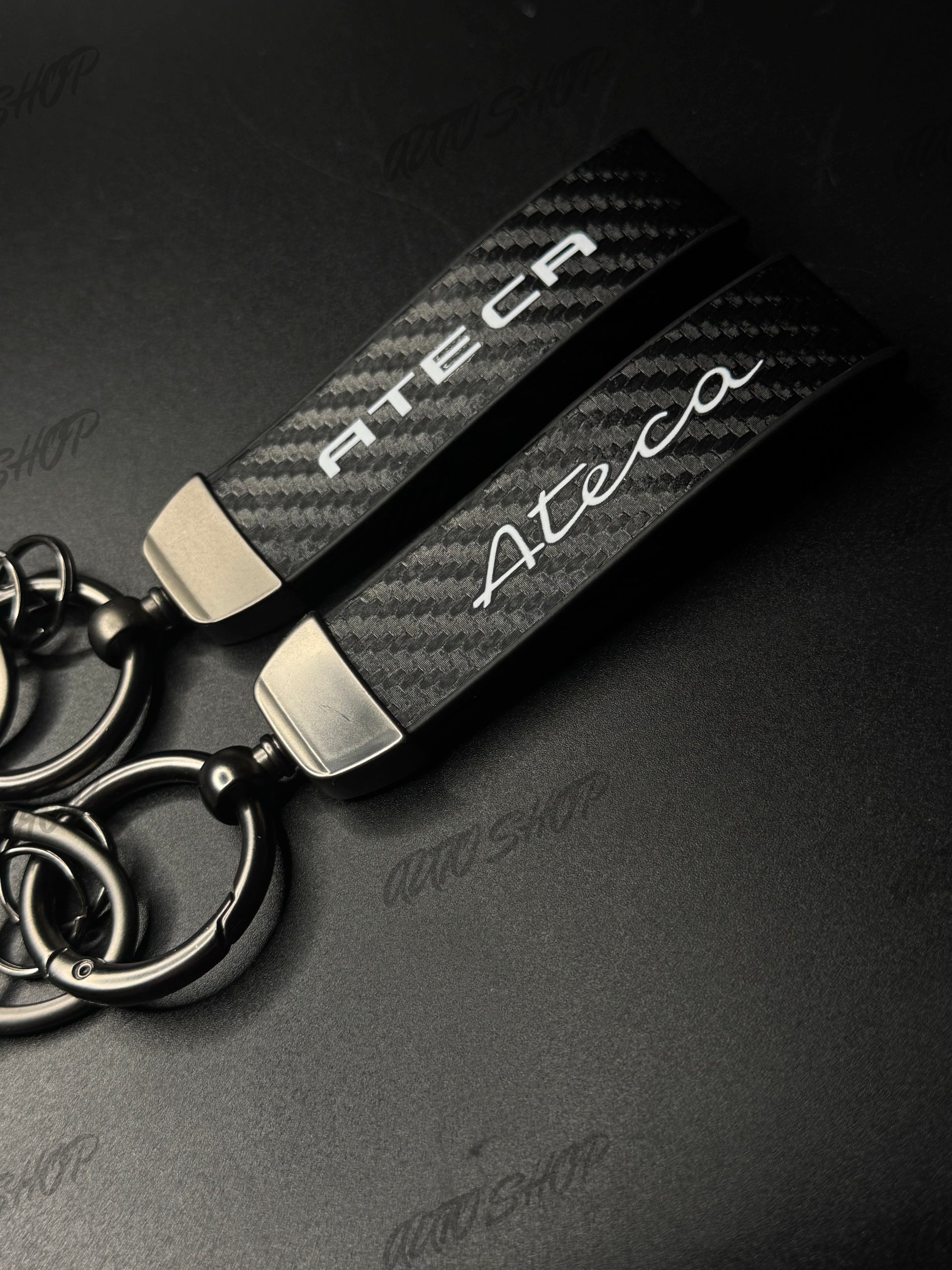 Porte clés Seat/Cupra Ateca Look Carbone - AUTO SHOP