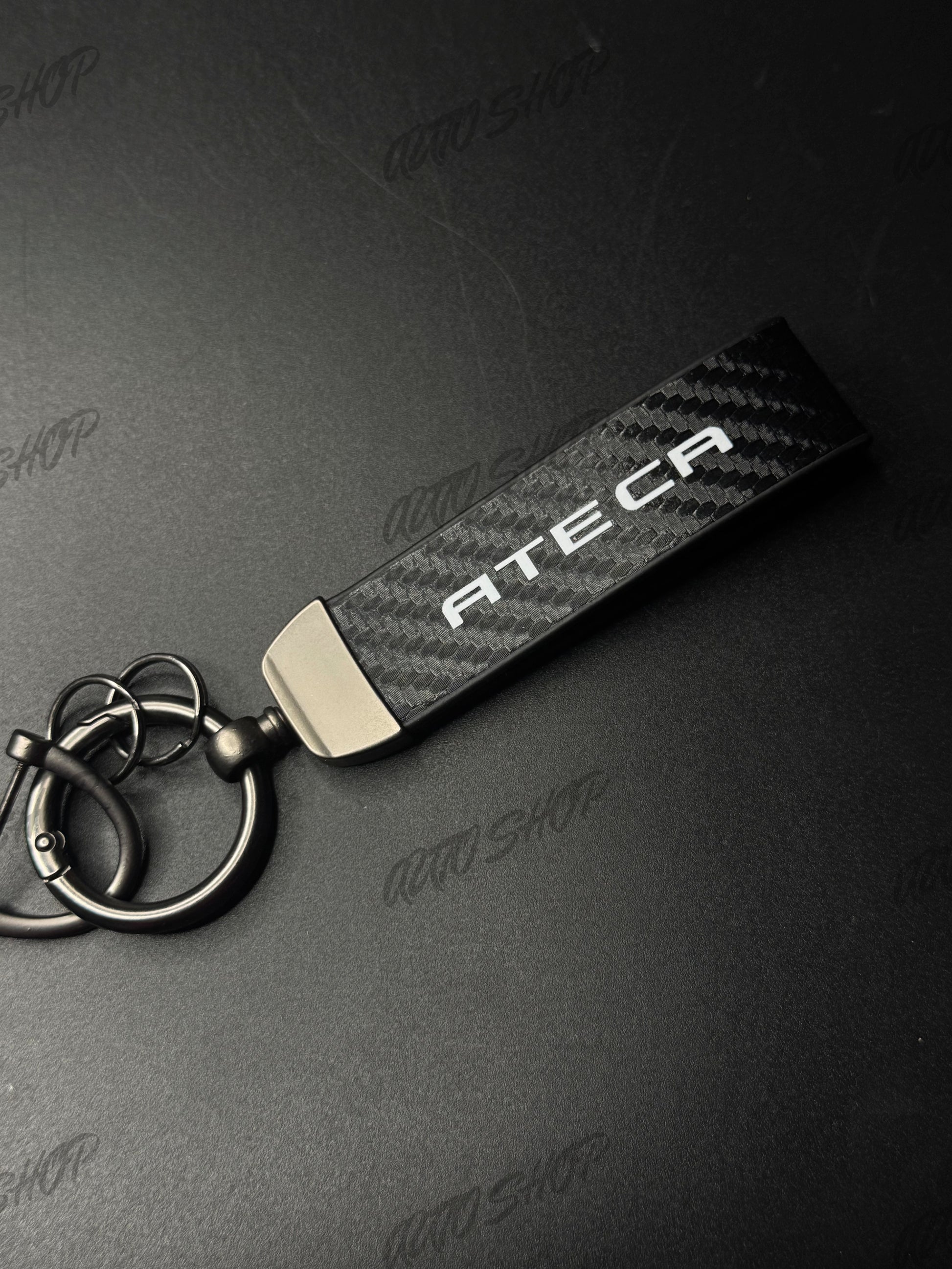 Porte clés Seat/Cupra Ateca Look Carbone - AUTO SHOP
