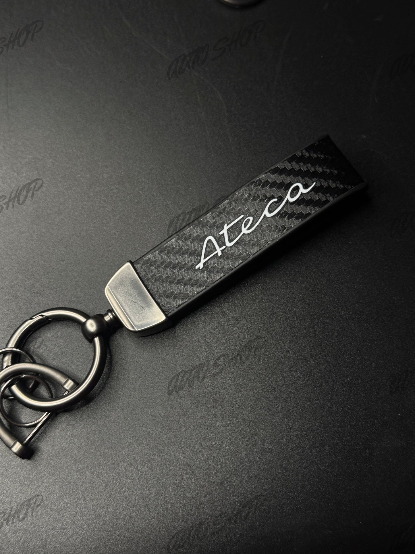 Porte clés Seat/Cupra Ateca Look Carbone - AUTO SHOP