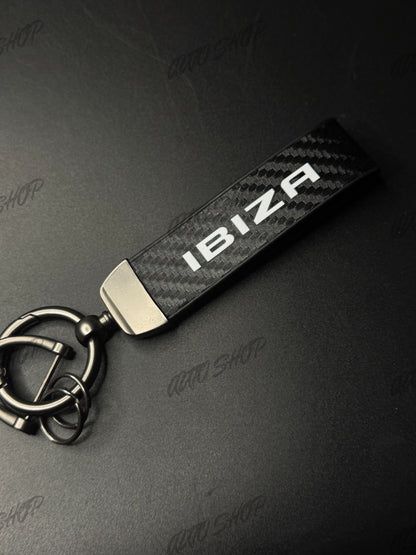 Porte clés Seat/Cupra Ibiza Look Carbone - AUTO SHOP