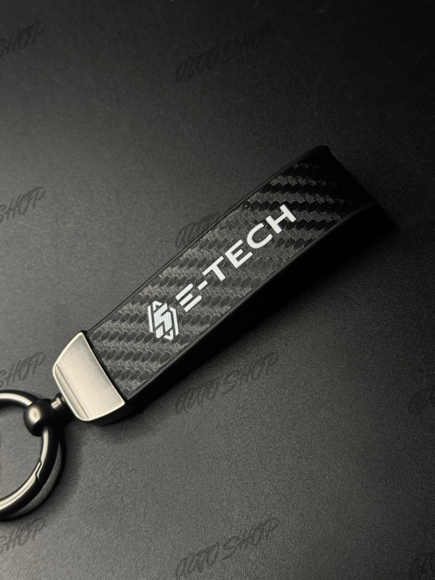 Porte clés Renault 5 E-Tech Look Carbone - AUTO SHOP