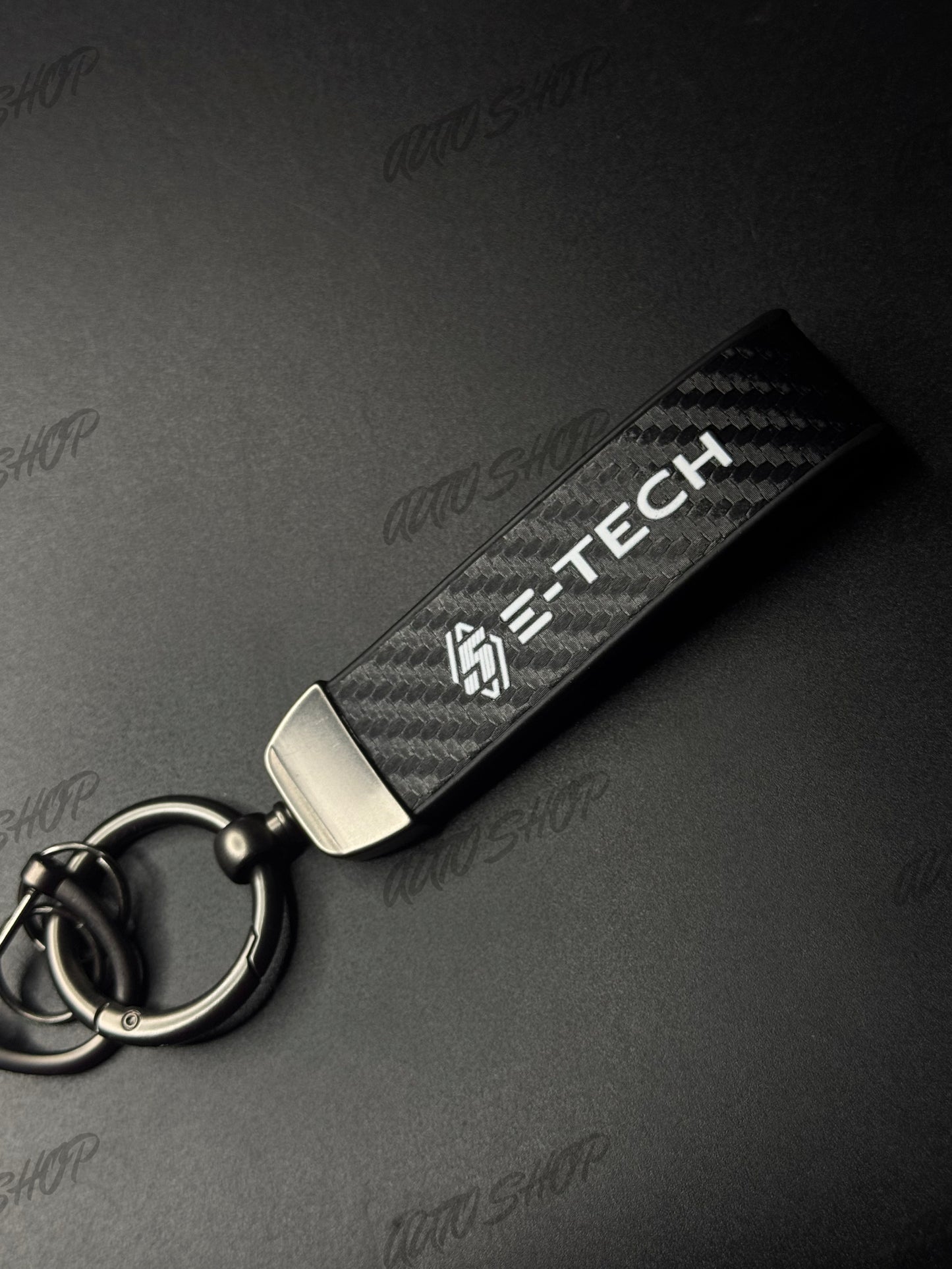 Porte clés Renault 5 E-Tech Look Carbone - AUTO SHOP