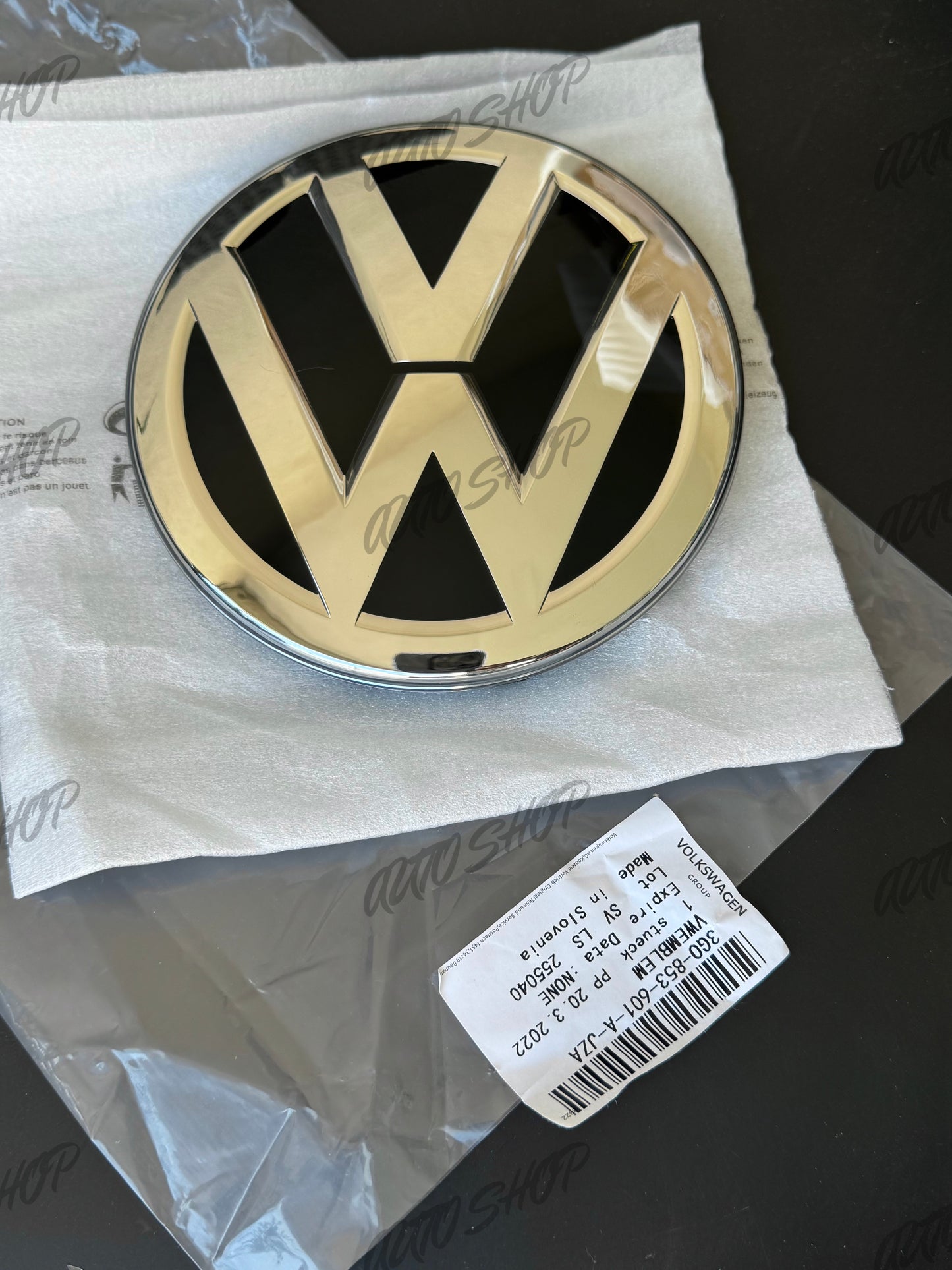 Emblème Logo Avant Volkswagen Compatible ACC - AUTO SHOP
