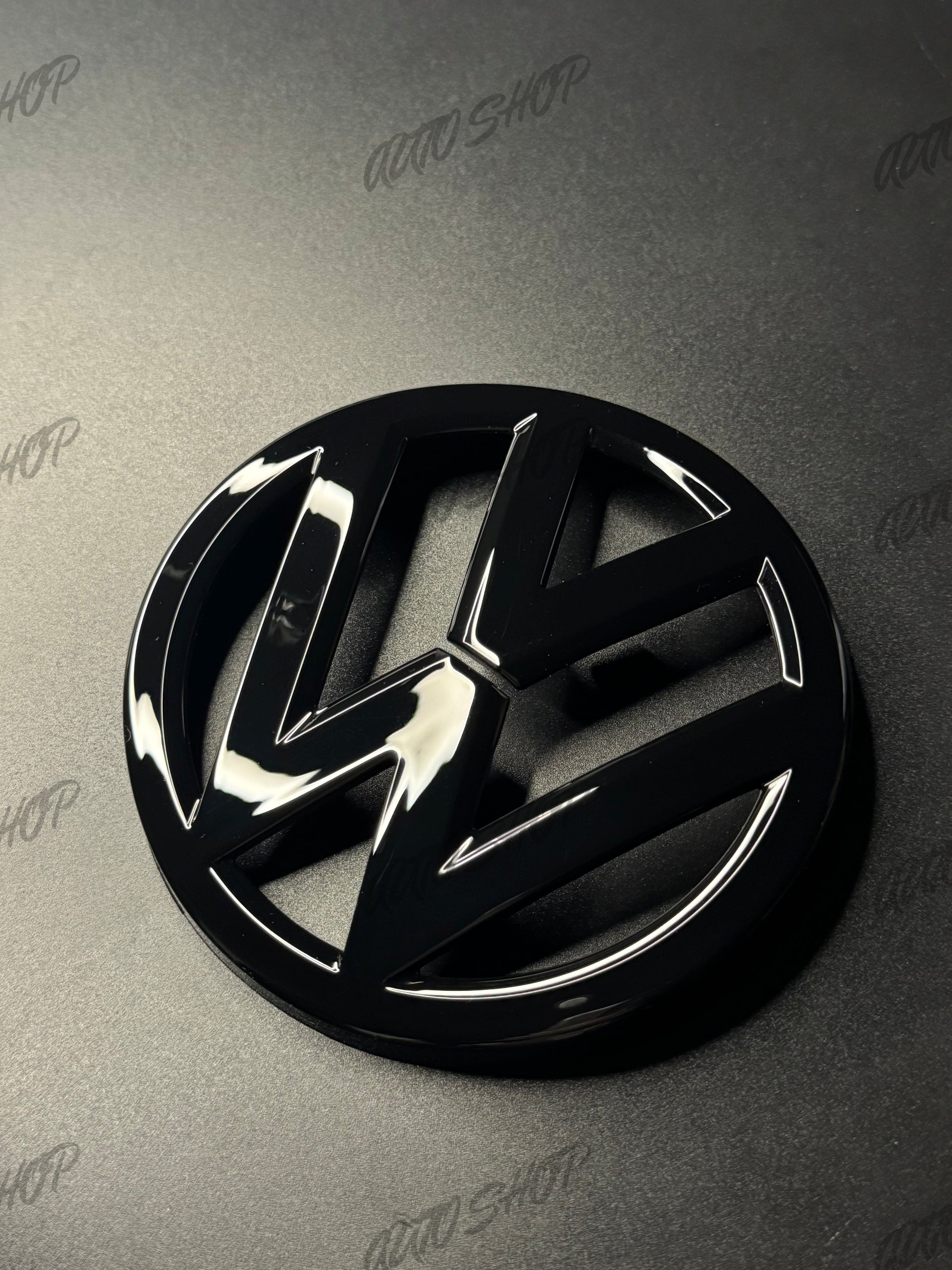 Logo arrière à clipser Golf 7 / 7.5 Noir Brillant - AUTO SHOP