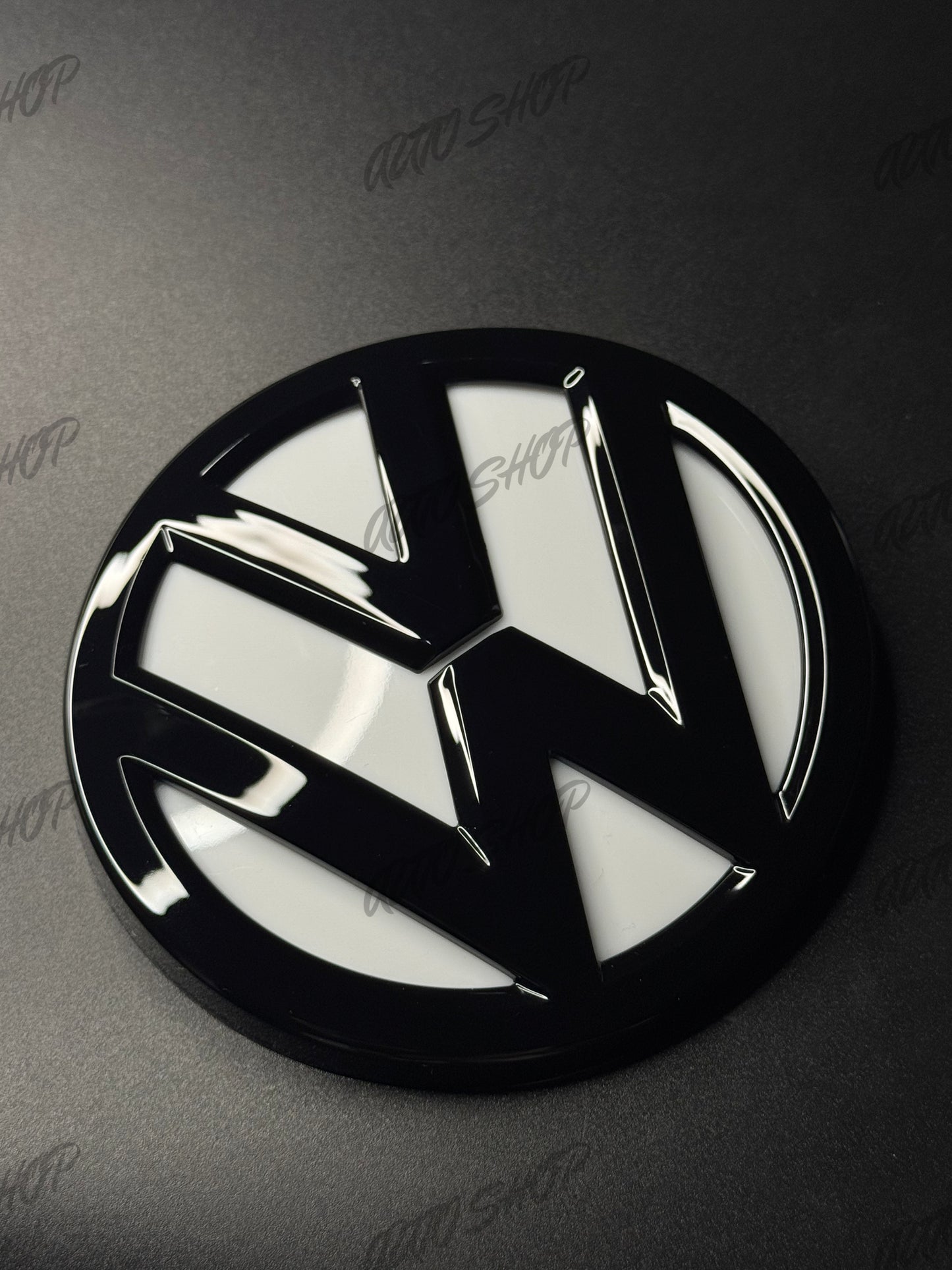 Logo arrière à clipser Golf 7 / 7.5 Noir Brillant - AUTO SHOP