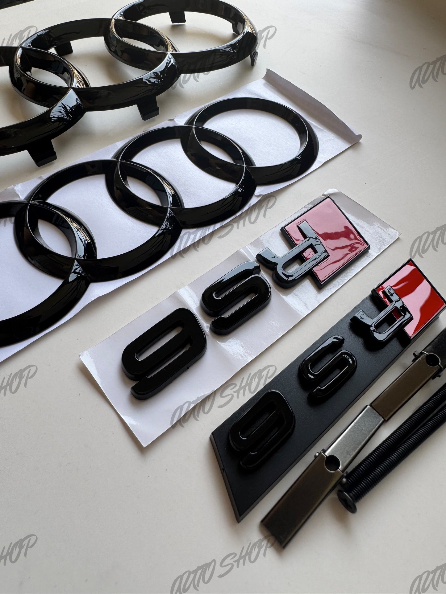 Pack Complet Logos Audi RS6 Noir Brillant - AUTO SHOP