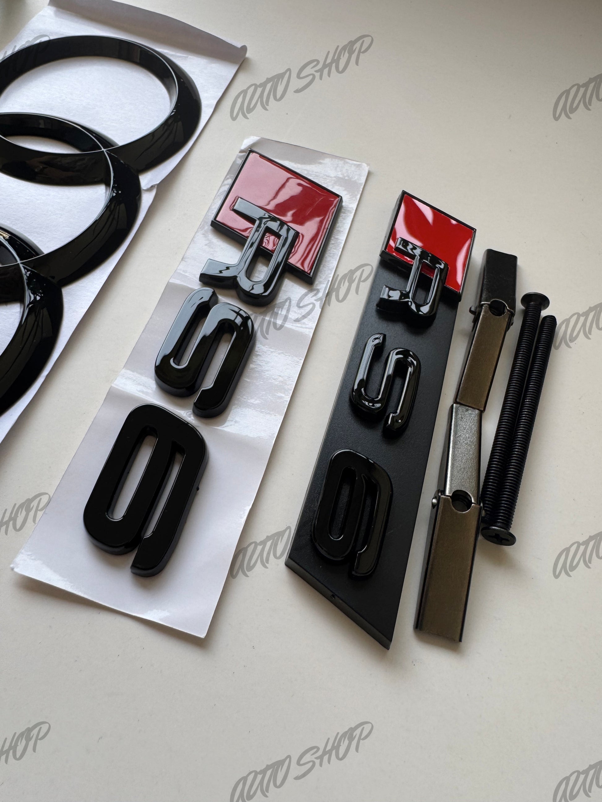 Pack Complet Logos Audi RS6 Noir Brillant - AUTO SHOP