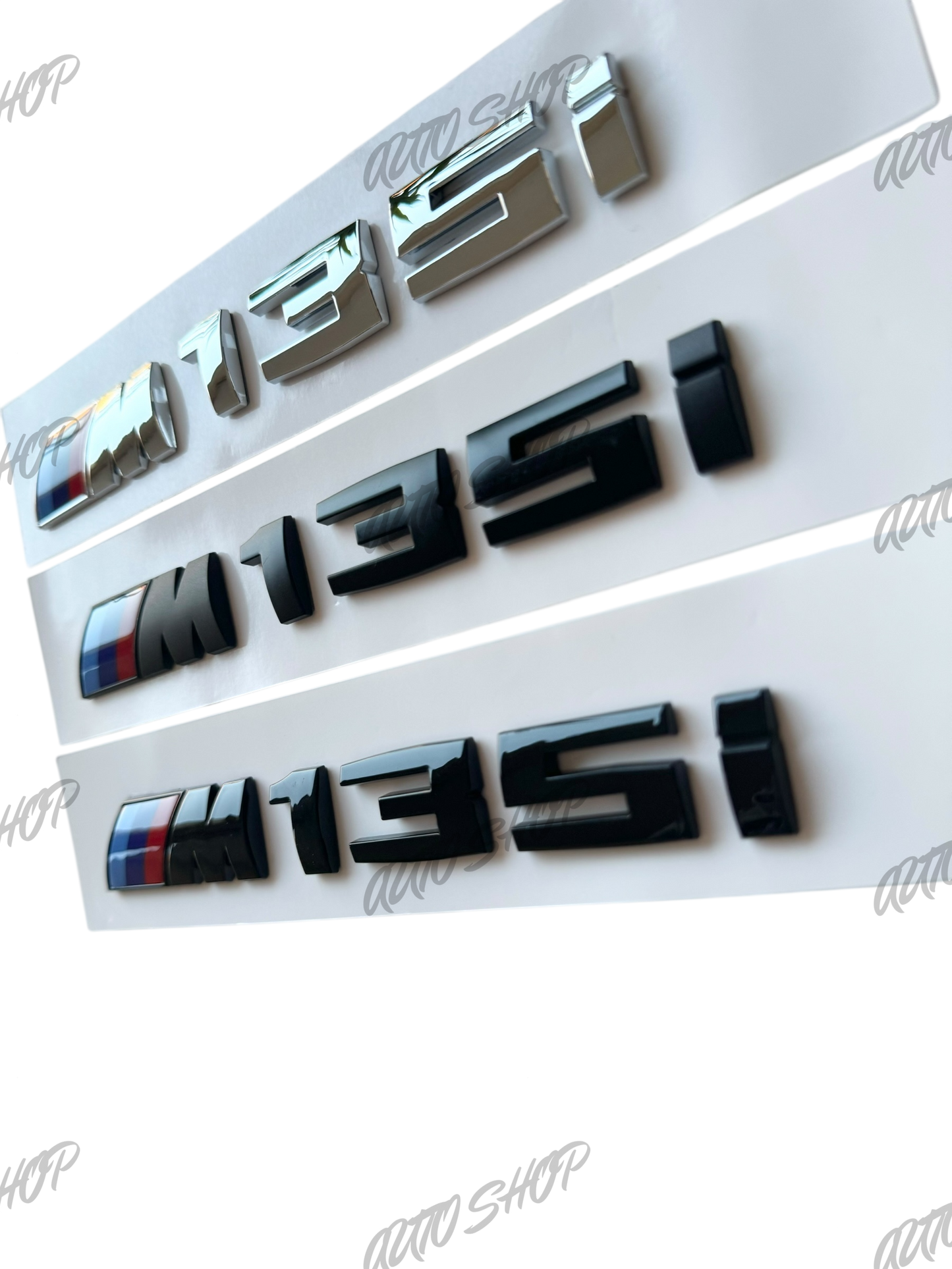 Badge coffre BMW M135i - AUTO SHOP